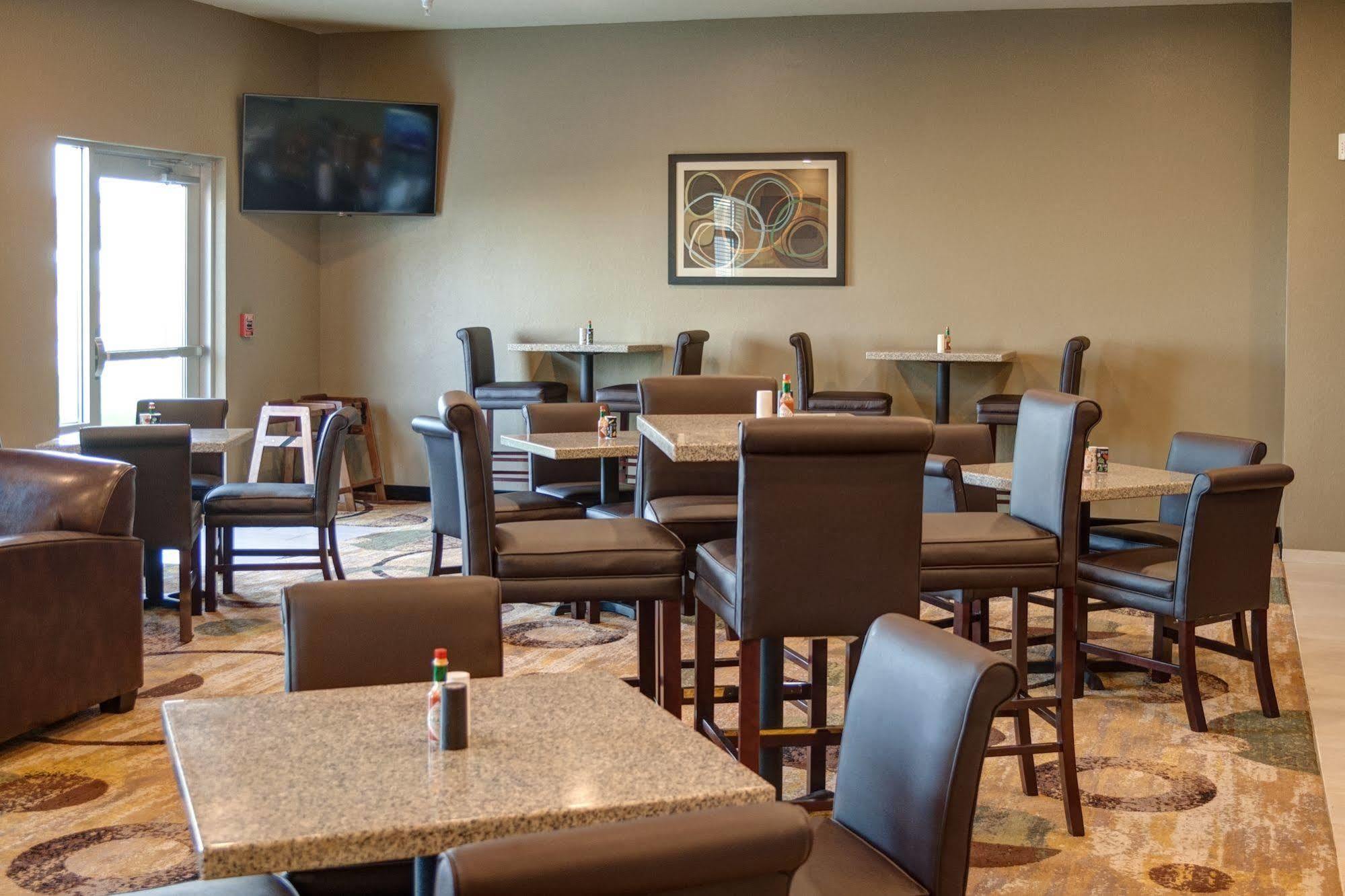 Cobblestone Hotel And Suites - Jefferson エクステリア 写真